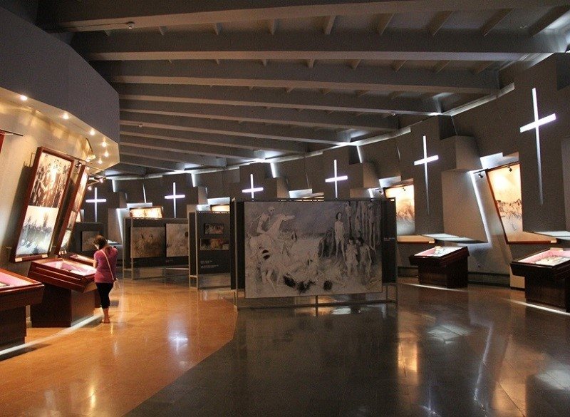 معماری موزه نسل کشی ایروان